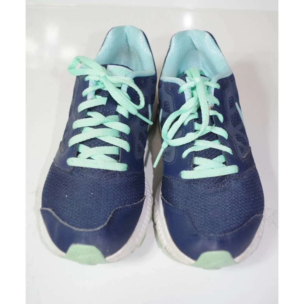 Nike Dart 11 Women's Size 7 Running Shoes Navy Blue Menta Green